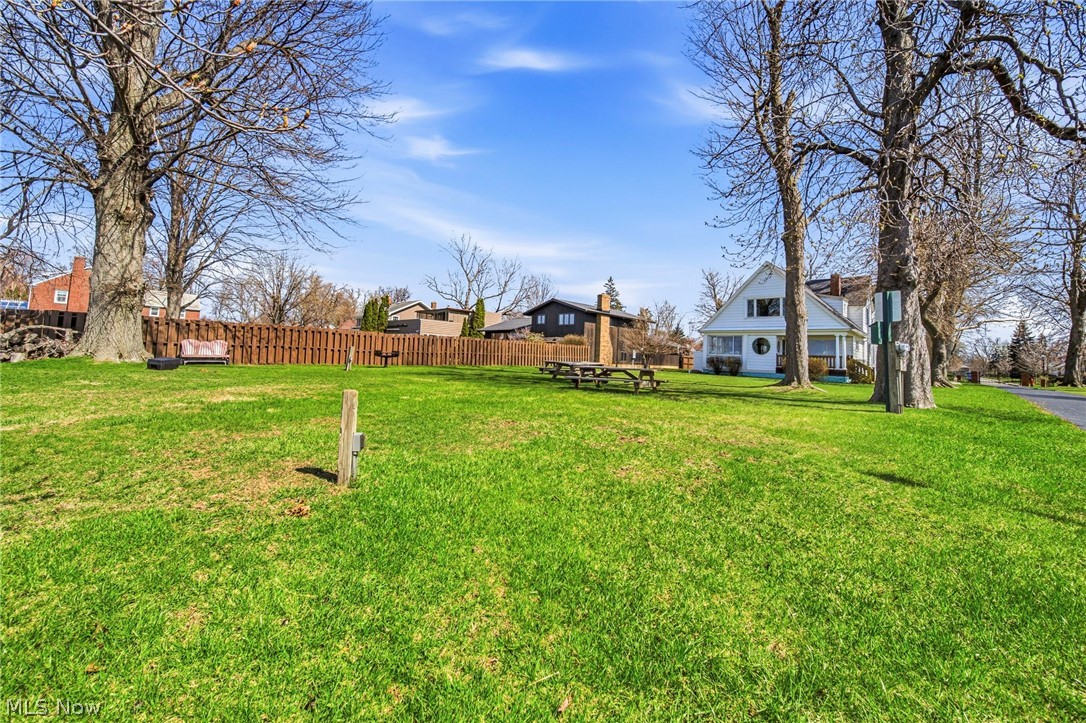 131 E 194th Street Euclid OH 44119