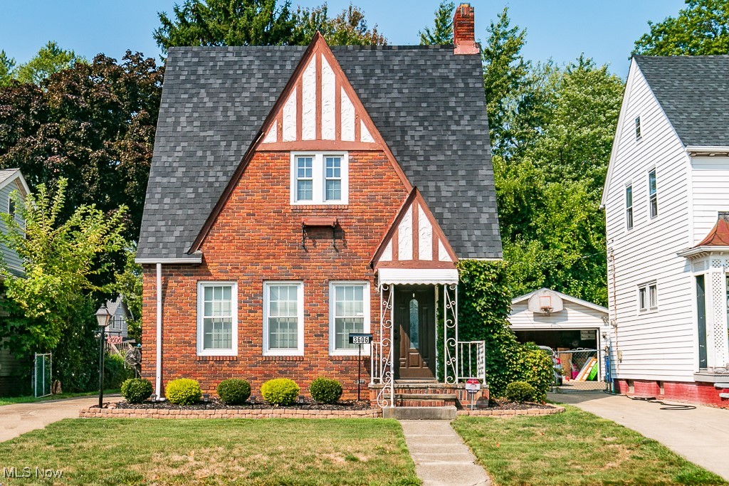 3606 W 147th Street Cleveland OH 44111
