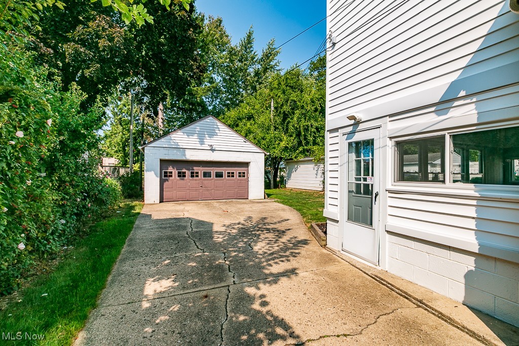 3606 W 147th Street Cleveland OH 44111