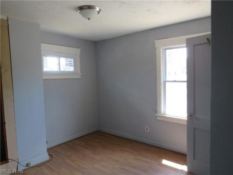 1177 E 147th Street Cleveland OH 44110