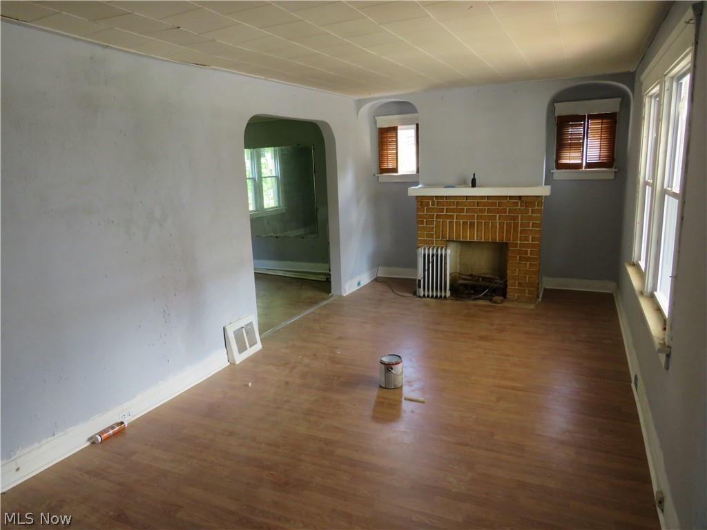 1177 E 147th Street Cleveland OH 44110