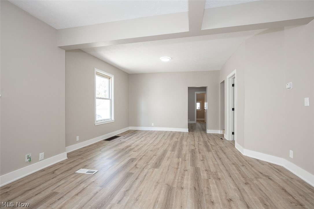 1521 Newman Avenue Lakewood OH 44107
