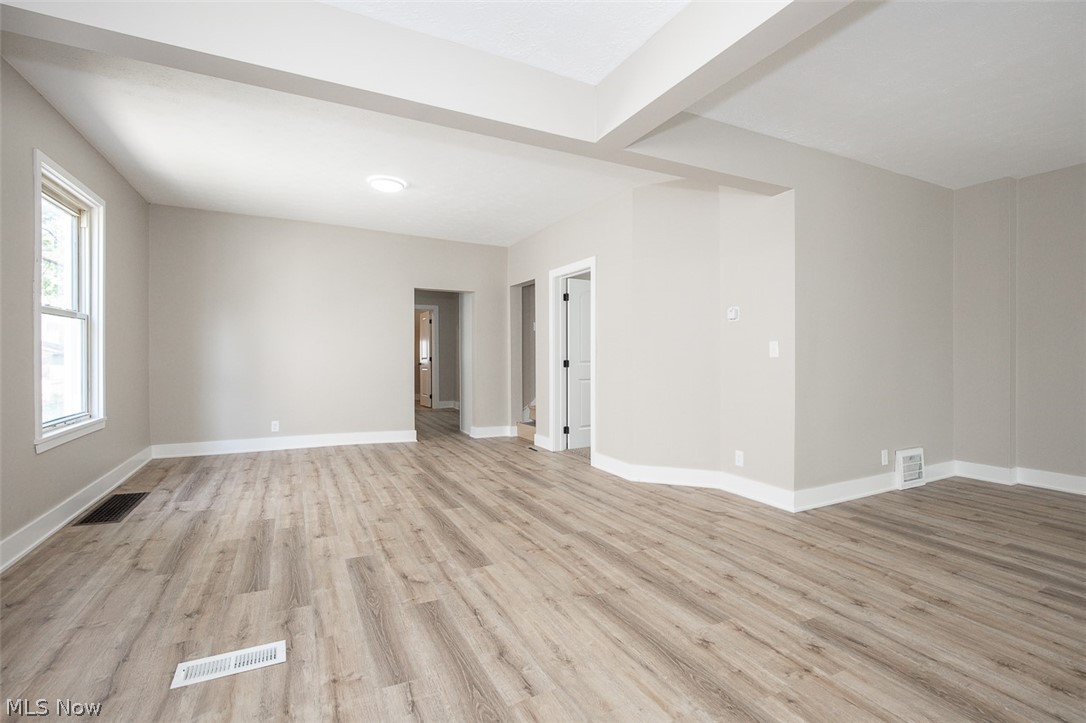 1521 Newman Avenue Lakewood OH 44107