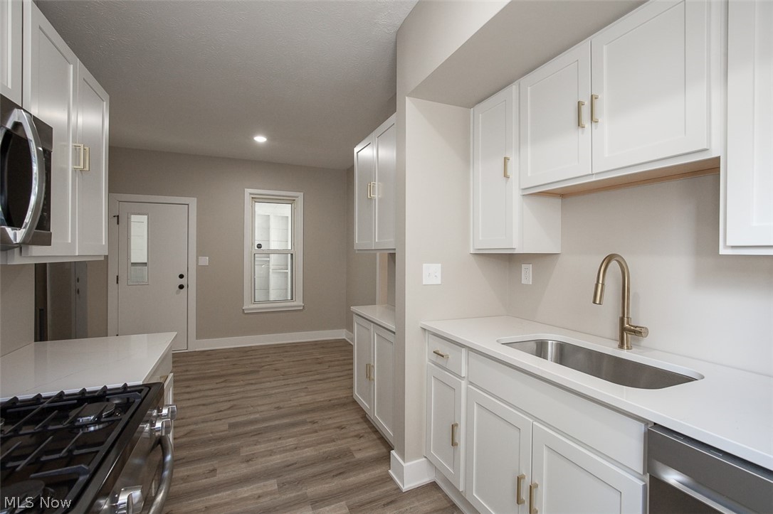 1521 Newman Avenue Lakewood OH 44107