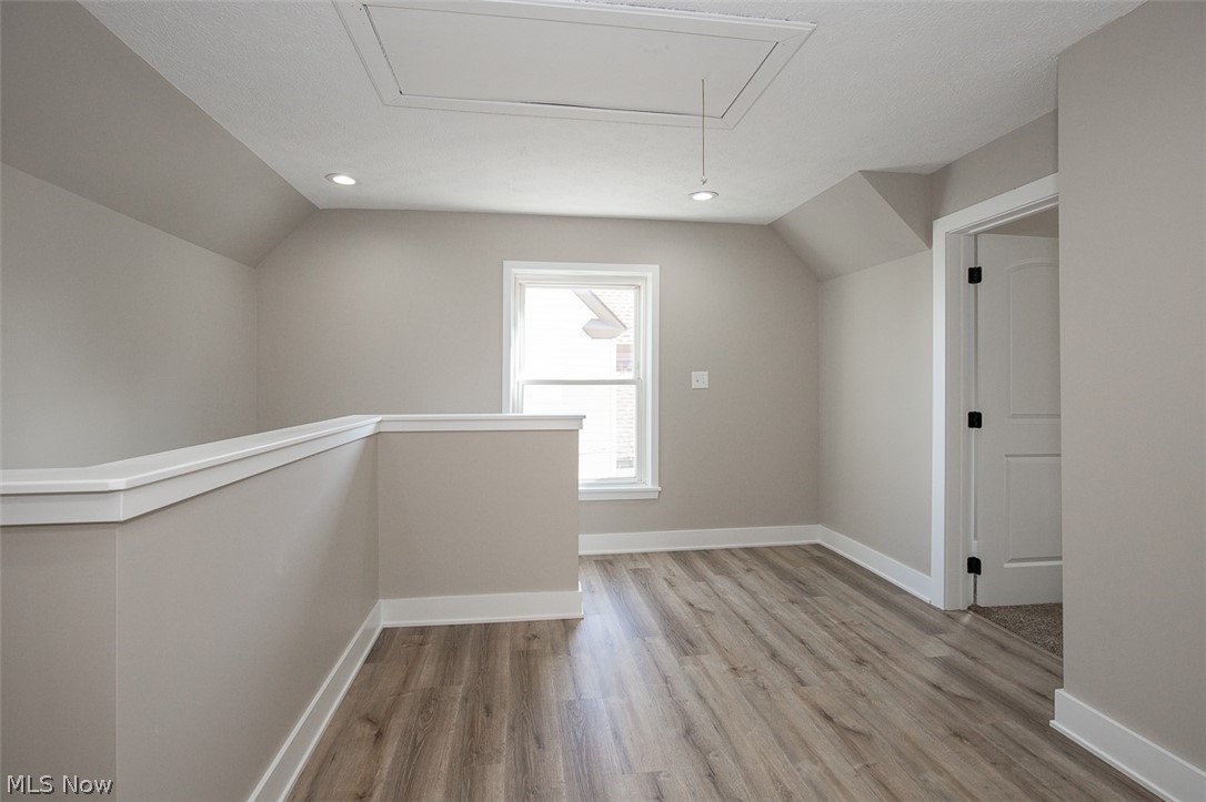1521 Newman Avenue Lakewood OH 44107
