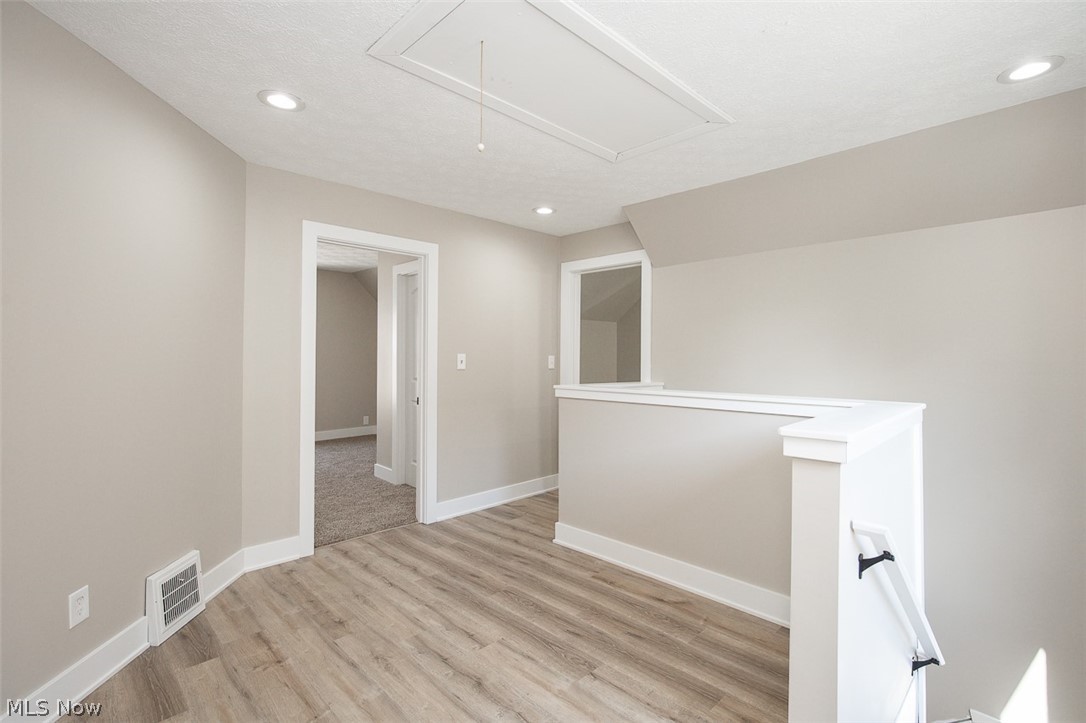 1521 Newman Avenue Lakewood OH 44107