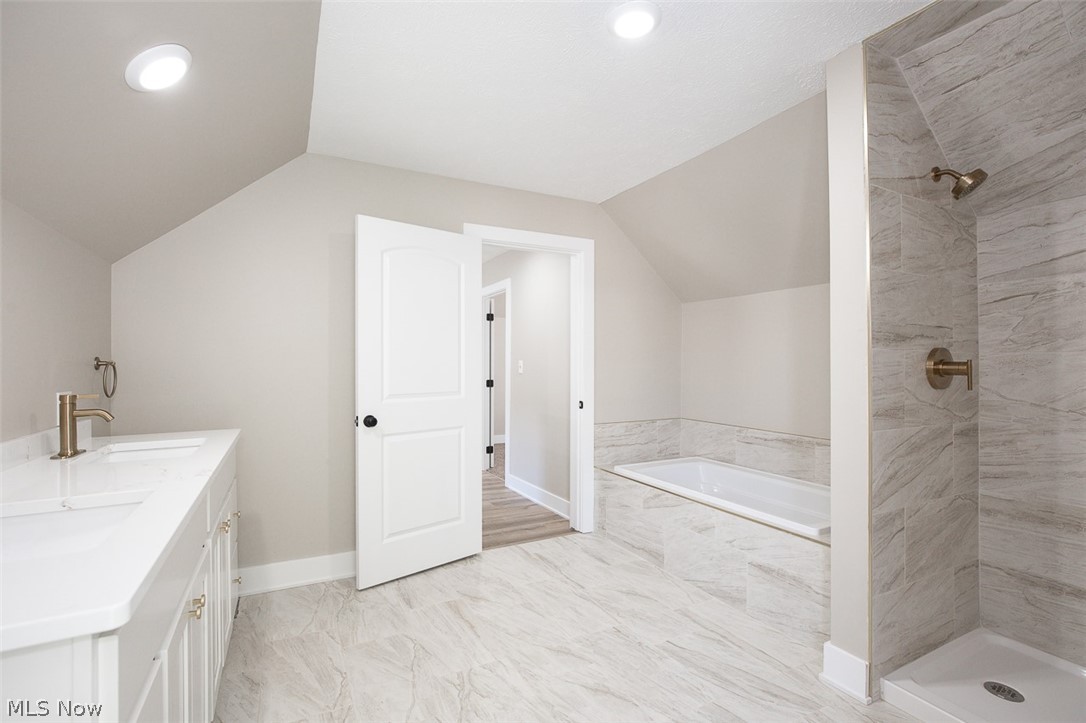 1521 Newman Avenue Lakewood OH 44107