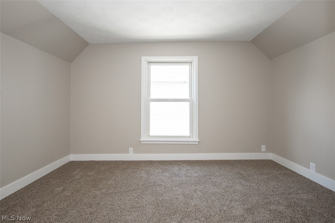 1521 Newman Avenue Lakewood OH 44107