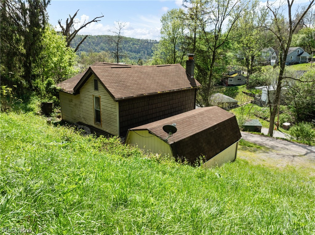 710 Cemetery Road Martins Ferry OH 43935