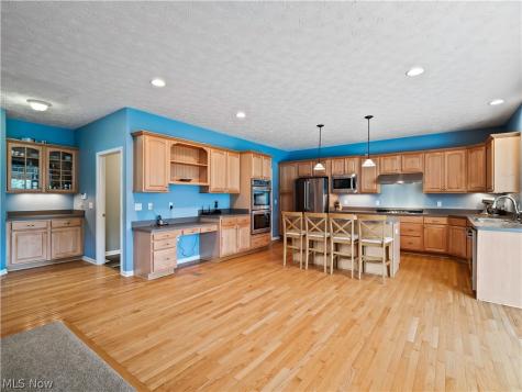 27336 Maurer Drive Olmsted Twp OH 44138