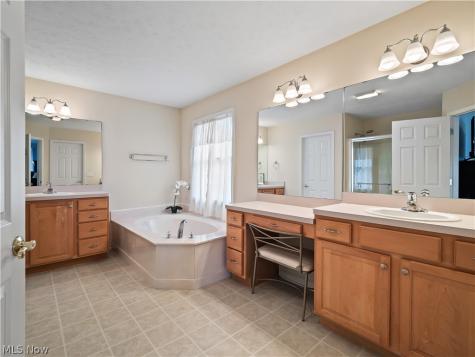 27336 Maurer Drive Olmsted Twp OH 44138