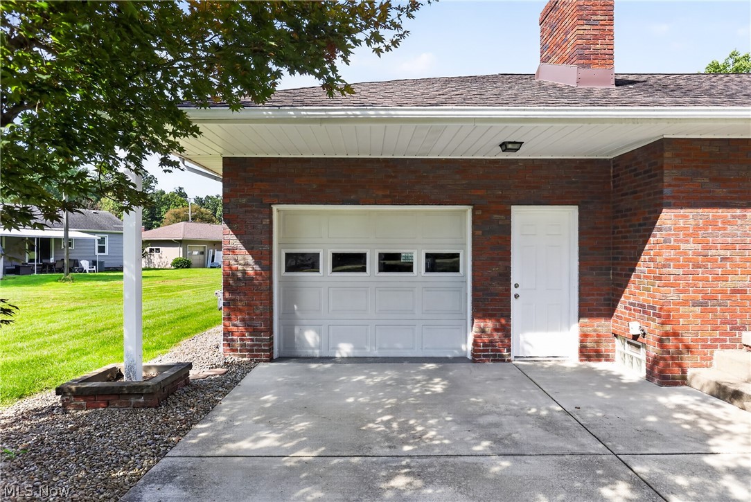 129 Evans Avenue Austintown OH 44515