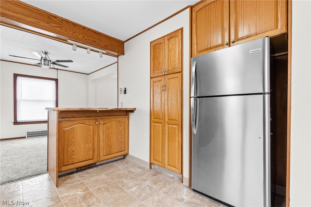 1905 Tampa Avenue Cleveland OH 44109