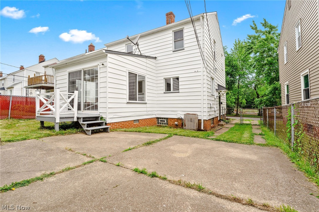 1905 Tampa Avenue Cleveland OH 44109