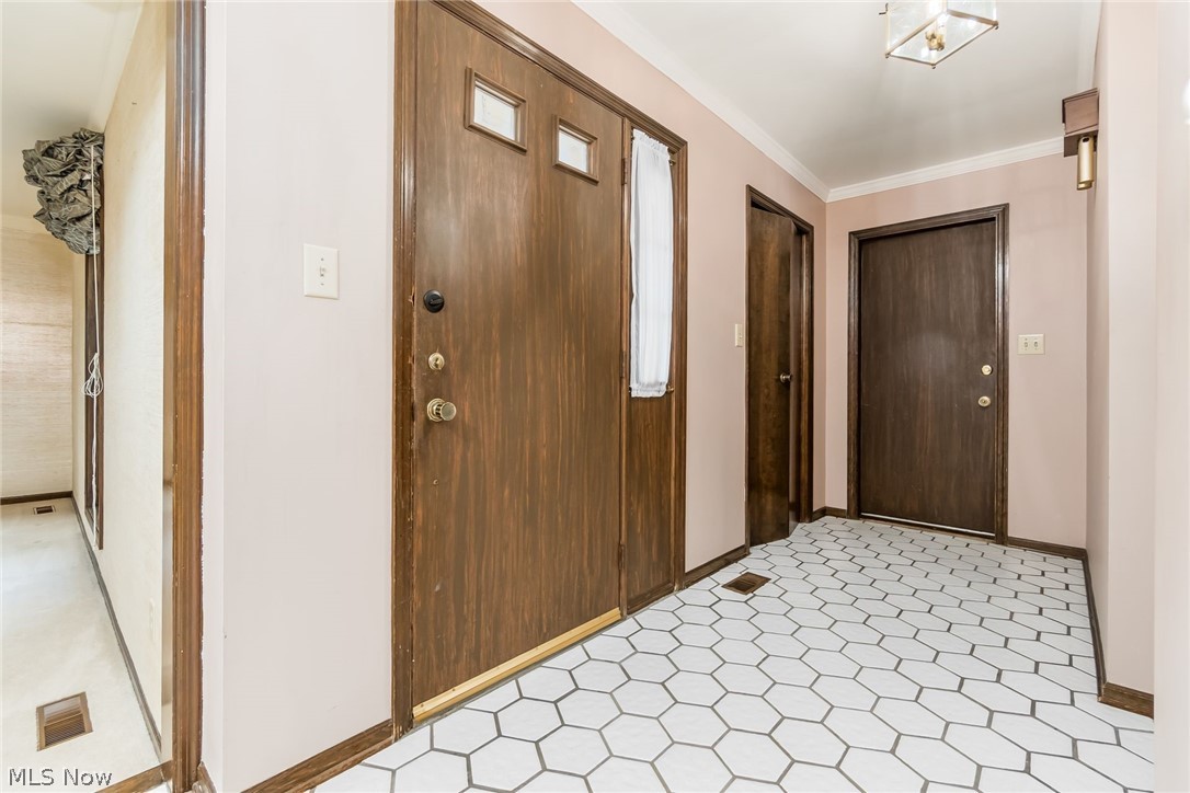 5180 Etna Road Columbus OH 43213