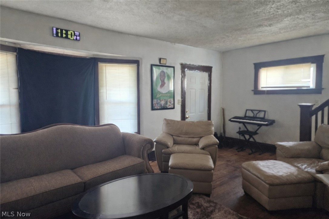 15301 Parkgrove Avenue Cleveland OH 44110