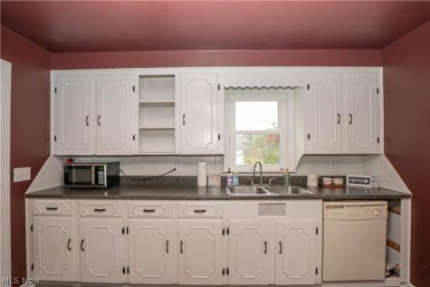 3809 Frazer Avenue NW Canton OH 44709