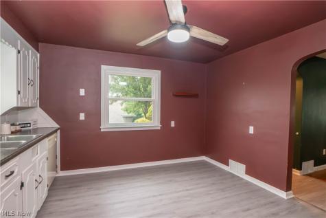 3809 Frazer Avenue NW Canton OH 44709
