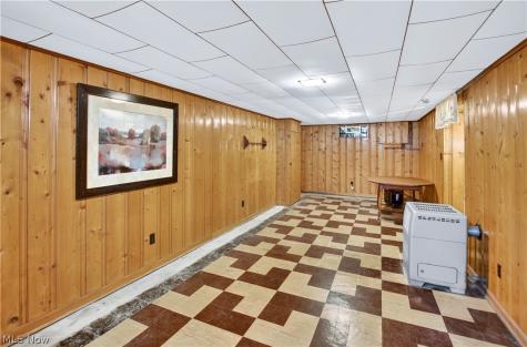 240 Idlewild Street Akron OH 44313