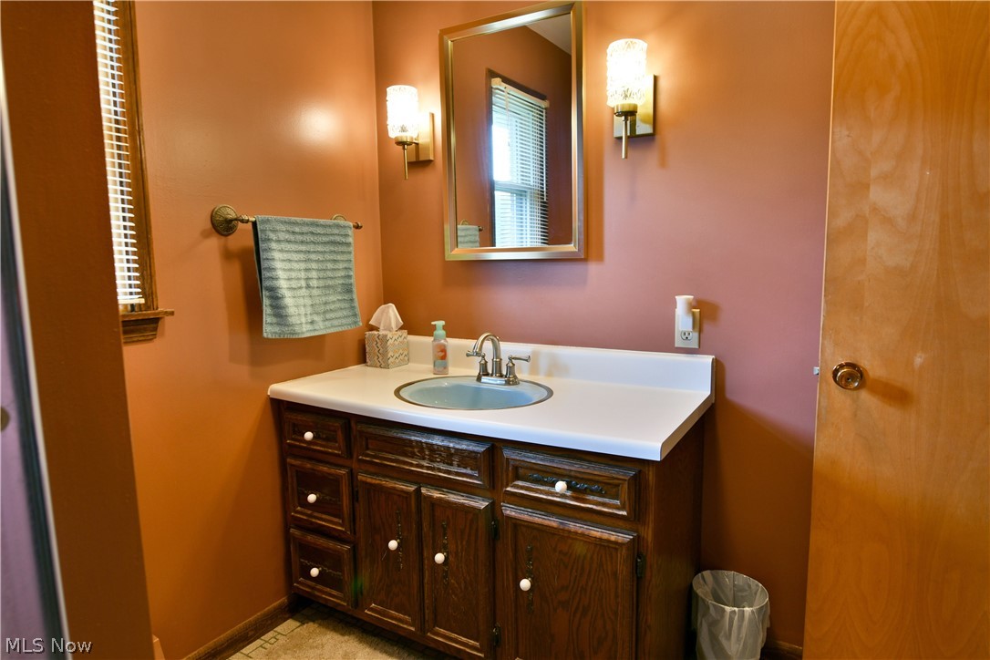 5212 King Graves Road Vienna OH 44473