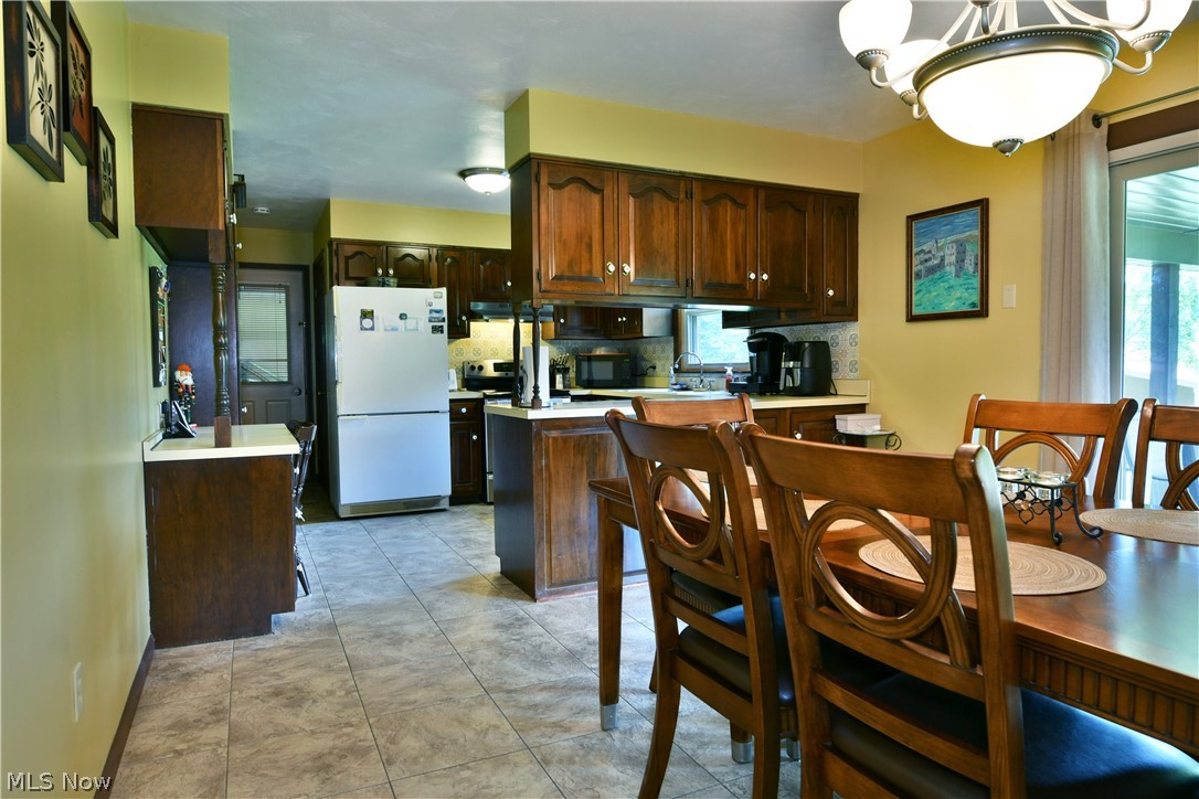 5212 King Graves Road Vienna OH 44473