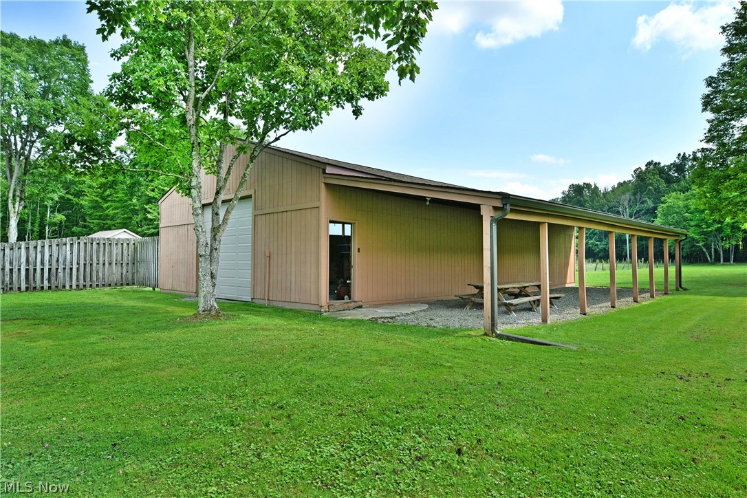 5212 King Graves Road Vienna OH 44473