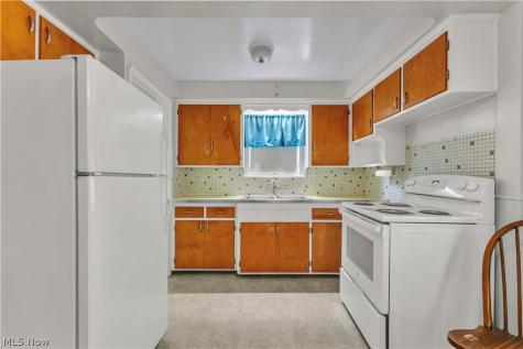 4580 Williamston Avenue Brooklyn OH 44144