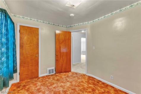 4580 Williamston Avenue Brooklyn OH 44144