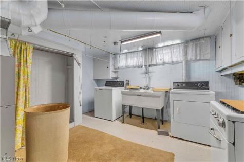 4580 Williamston Avenue Brooklyn OH 44144