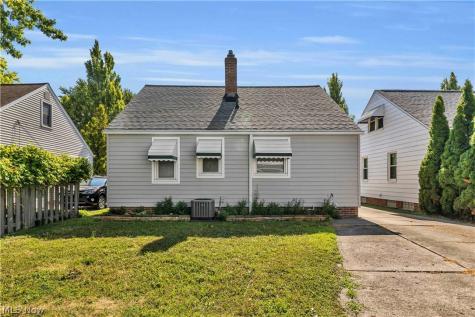 4580 Williamston Avenue Brooklyn OH 44144