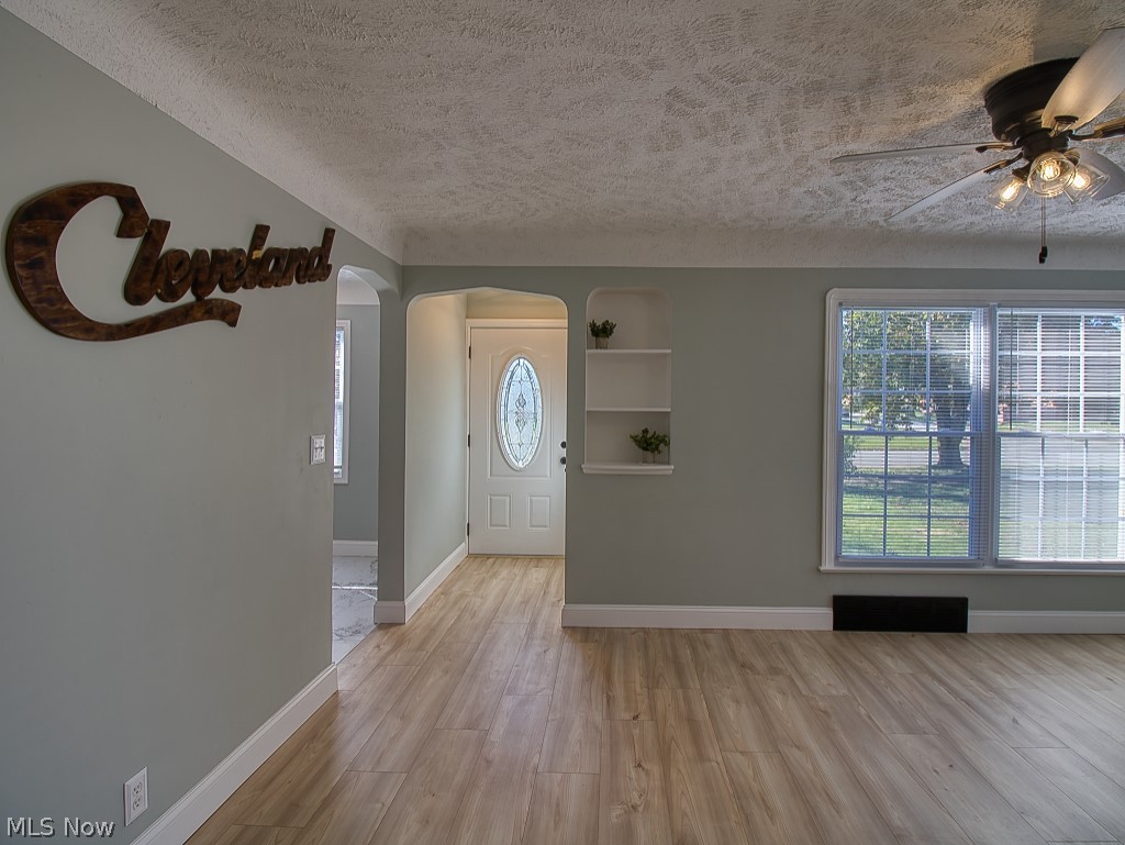 4310 Grantwood Drive Parma OH 44134