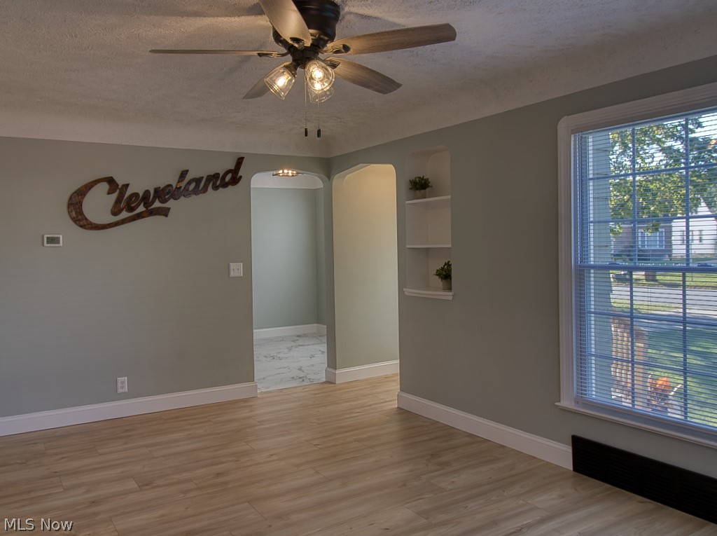 4310 Grantwood Drive Parma OH 44134