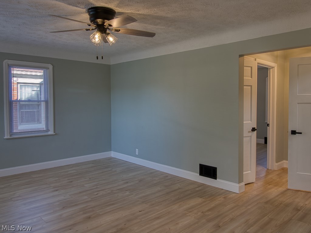 4310 Grantwood Drive Parma OH 44134