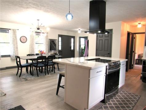 389 Tulip Trail Wadsworth OH 44281