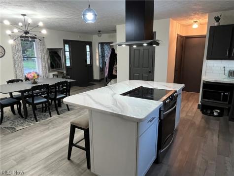 389 Tulip Trail Wadsworth OH 44281