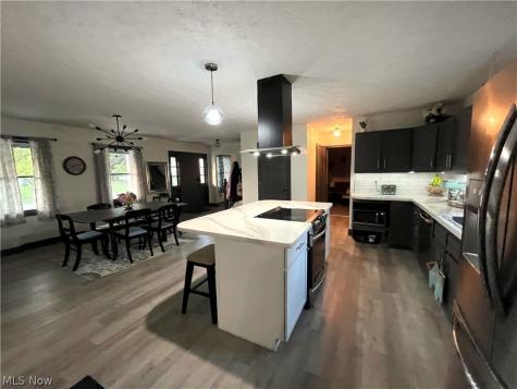 389 Tulip Trail Wadsworth OH 44281