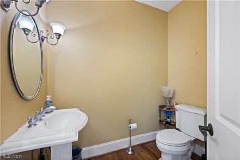 2828 Steelwood Circle Akron OH 44312