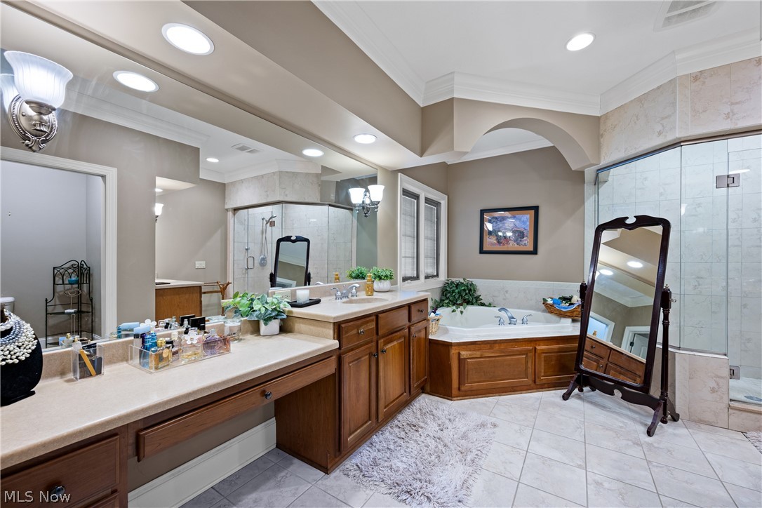 2828 Steelwood Circle Akron OH 44312