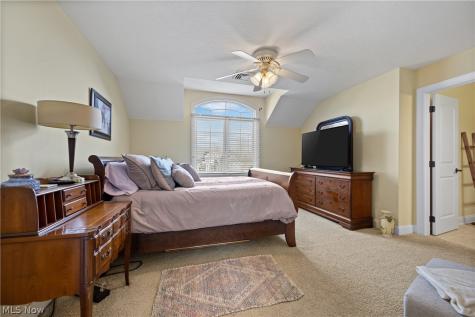 2828 Steelwood Circle Akron OH 44312