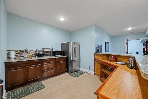 2828 Steelwood Circle Akron OH 44312