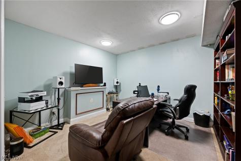 2828 Steelwood Circle Akron OH 44312