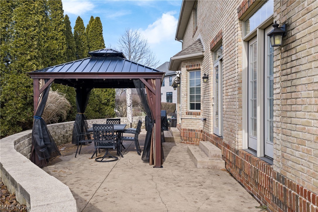 2828 Steelwood Circle Akron OH 44312