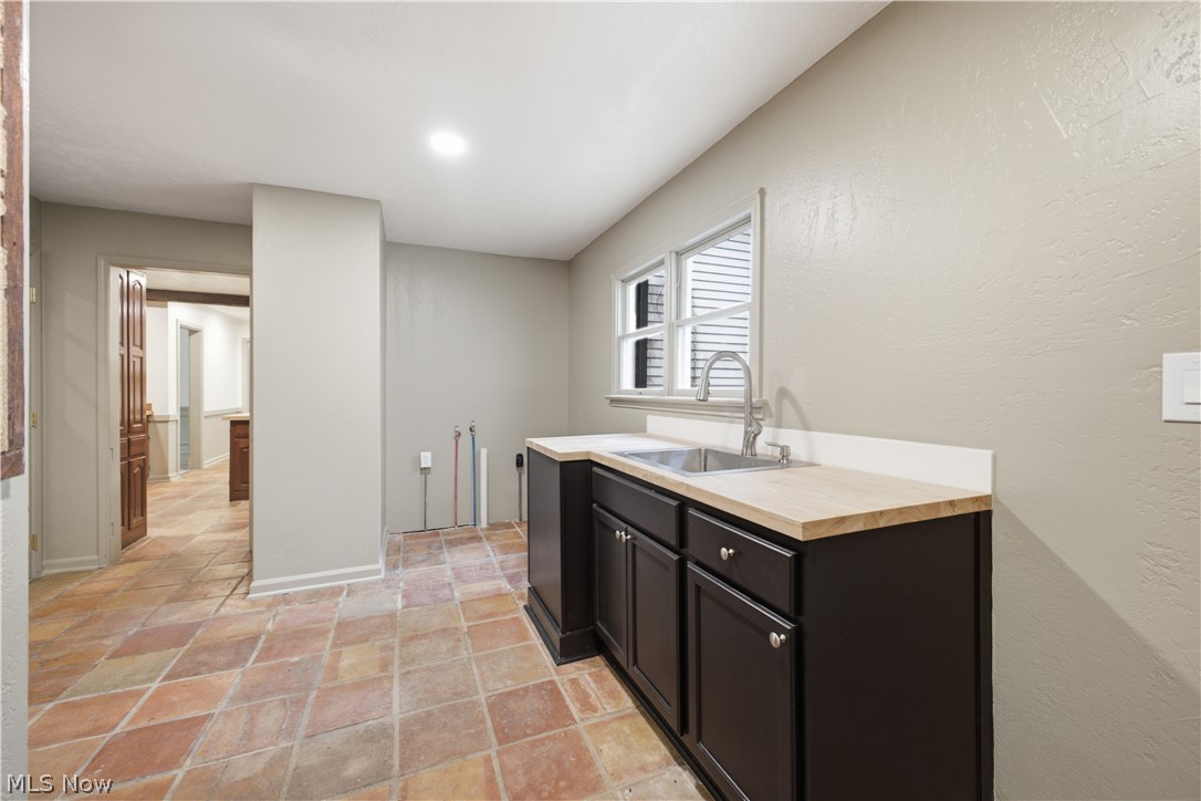 5683 Chestnut Ridge Road Hubbard OH 44425