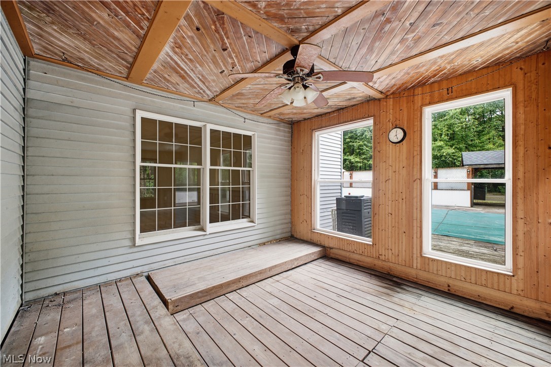 5683 Chestnut Ridge Road Hubbard OH 44425
