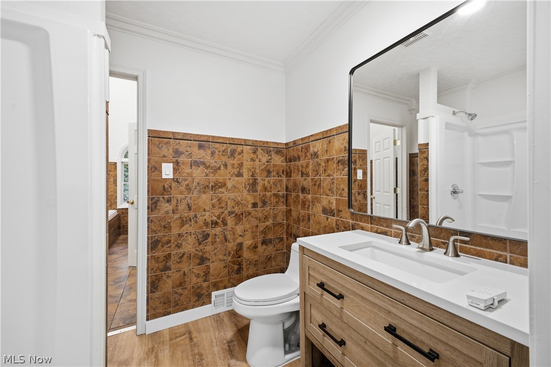 5683 Chestnut Ridge Road Hubbard OH 44425