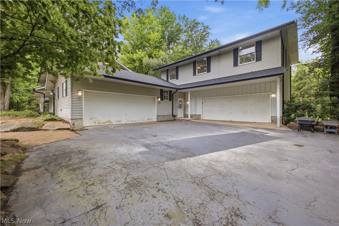 5683 Chestnut Ridge Road Hubbard OH 44425