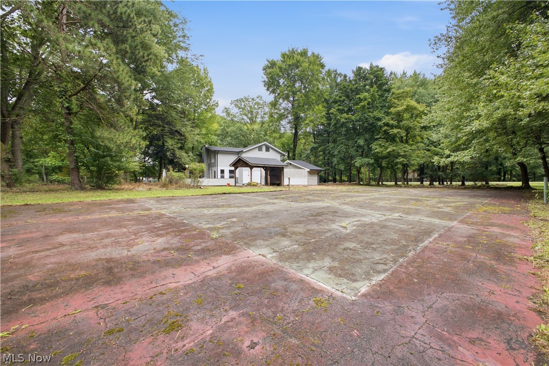 5683 Chestnut Ridge Road Hubbard OH 44425