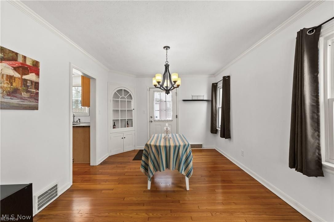 3929 Washington Boulevard University Heights OH 44118
