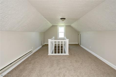 17 N Richview Avenue Youngstown OH 44509