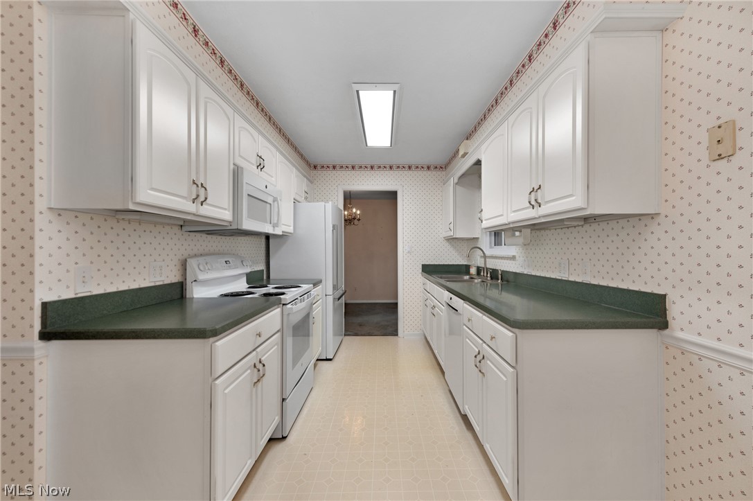 5157 Evergreen Drive North Olmsted OH 44070